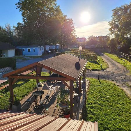 Camping Le Brochet Péronne Exterior foto